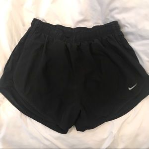 NIKE DRI FIT TEMPO RUNNING SHORTS